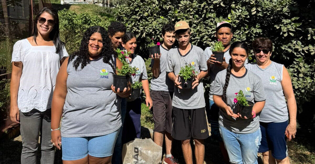 Read more about the article Grupo Transer e APAE de Tapiratiba realizam ação do Dia das Mães