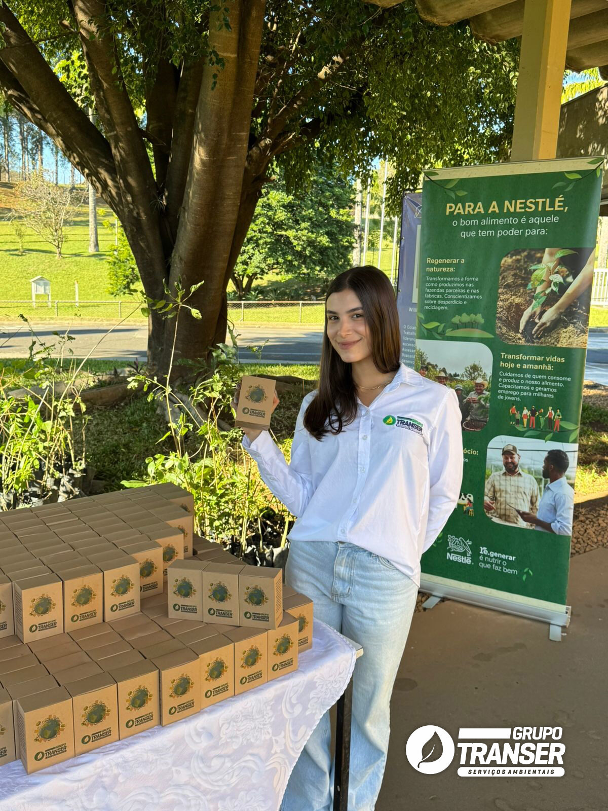 Read more about the article Transer e Nestlé Plantam Futuro: 200 Mudas e 250 Amostras de Adubo Doadas em Ação Sustentável